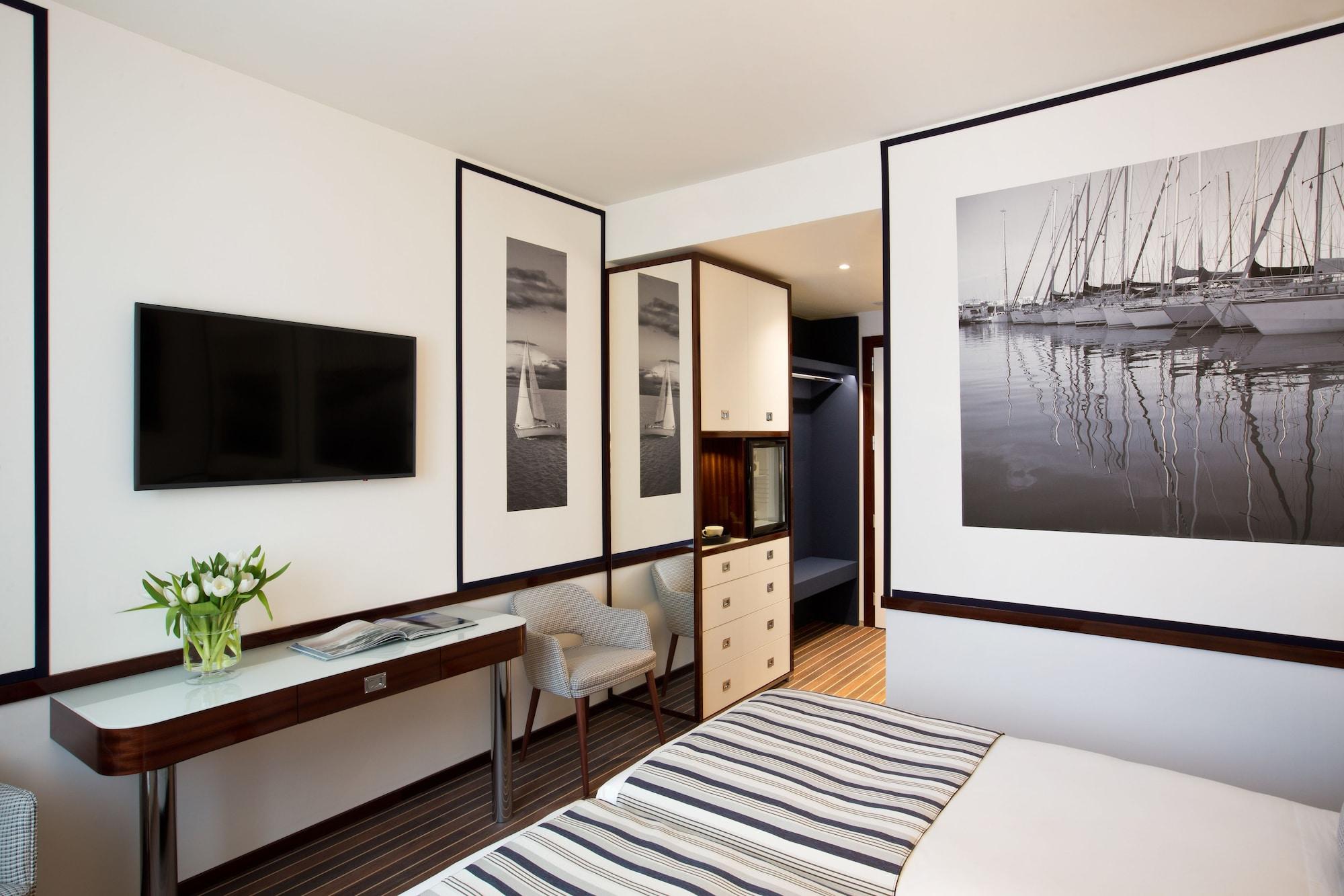 Hotel Starhotels President 4*